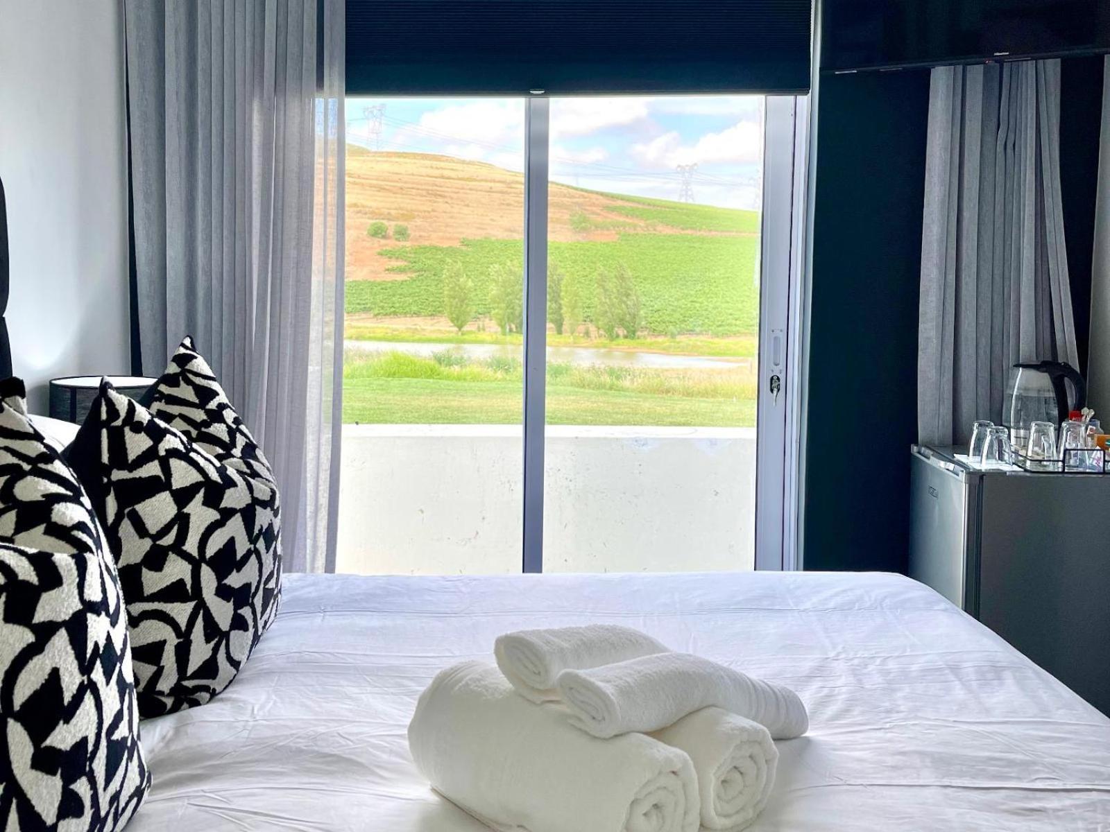 Loch Lynne Estate Hotel Durbanville Room photo